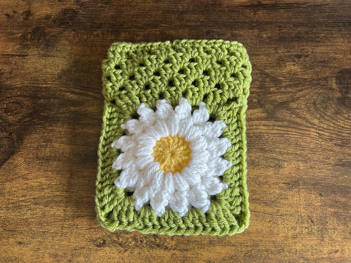 Crochet Kindle Sleeve, E-reader Cover, Kobo Case Sunflower Daisy Flower