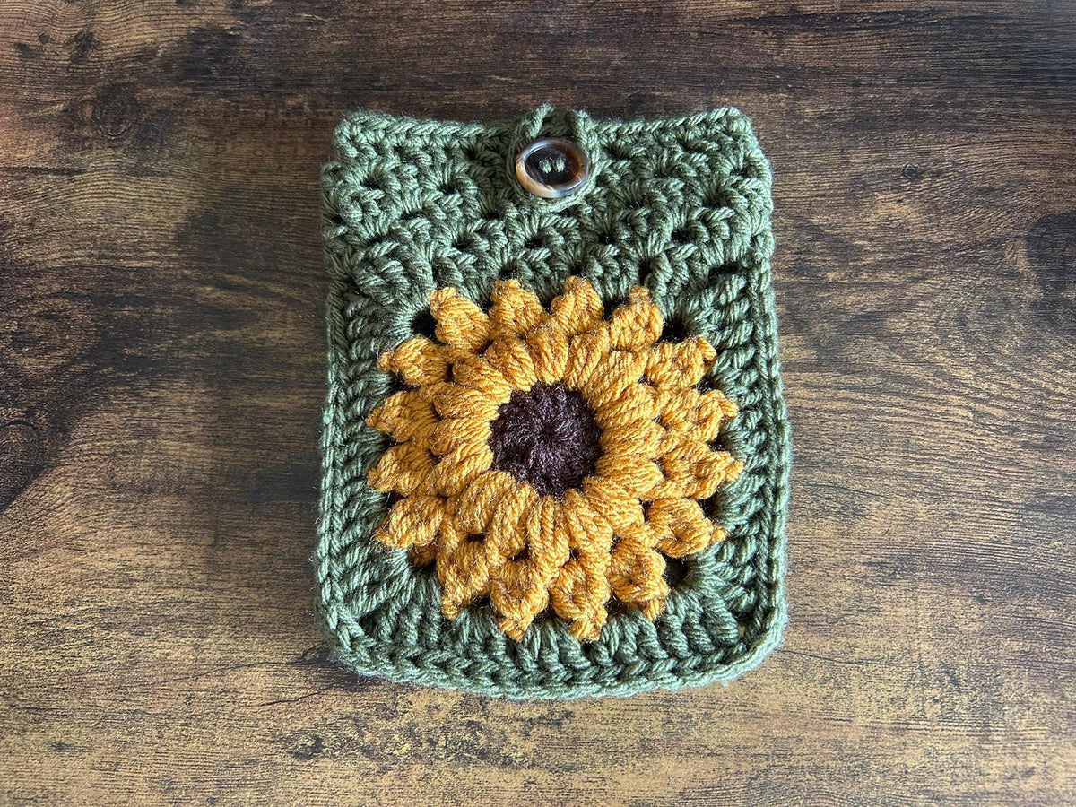 Crochet Kindle Sleeve, E-reader Cover, Kobo Case Sunflower Daisy Flower