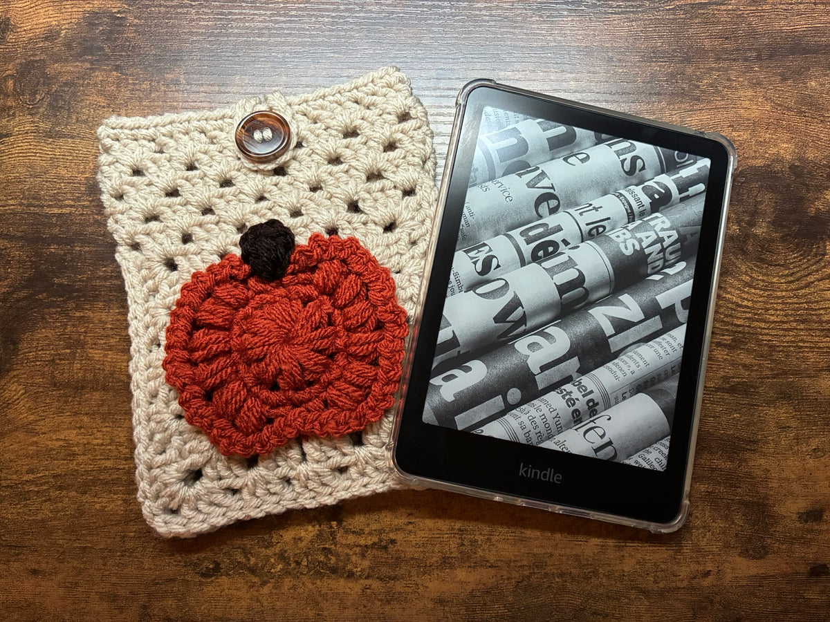 Crochet Pumpkin Kindle Sleeve, E-reader Cover Case