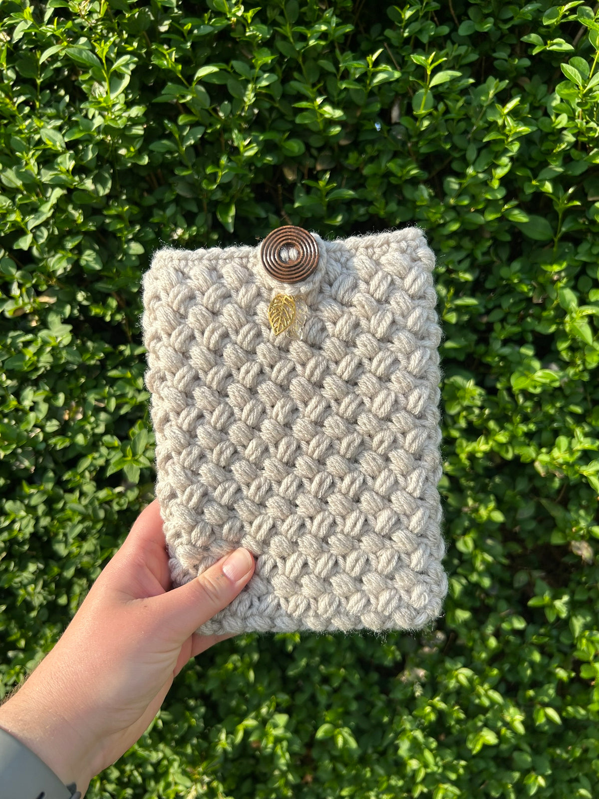 Crochet Bean Cosy Kindle Sleeve Pattern | Chunky Yarn E-Reader Protector | PDF Download