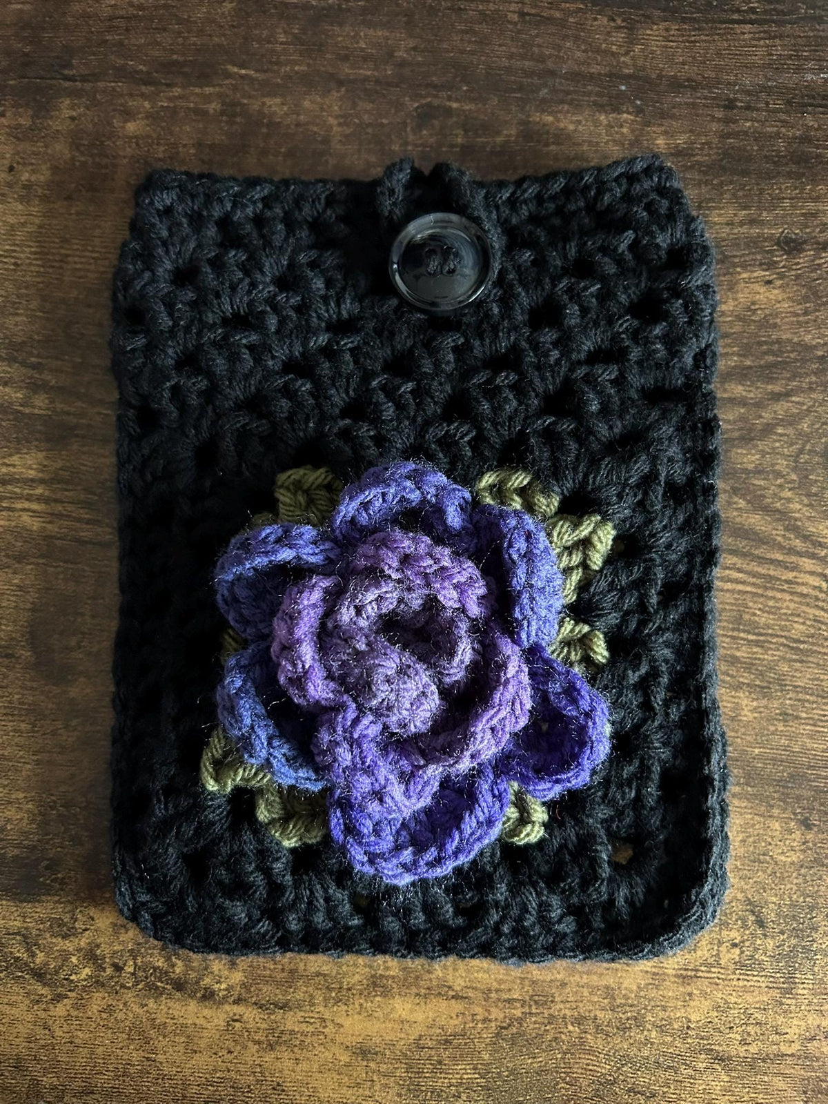 Crochet Rose Kindle Sleeve, E-reader Cover Case